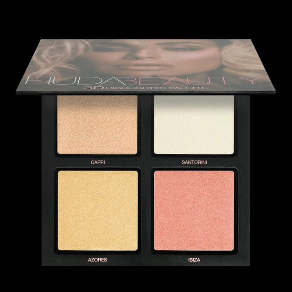 HUDA BEAUTY PINK SANDS 3D HIGHLIGHTER PALETTE